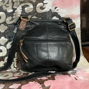 Vintage Fossil black large crossbody bag
